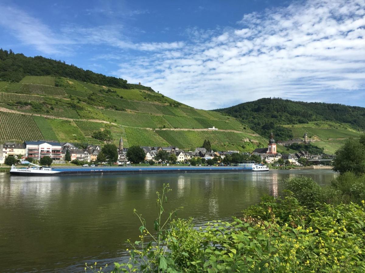 Ferienhaus Am Moselradweg Zell Buitenkant foto