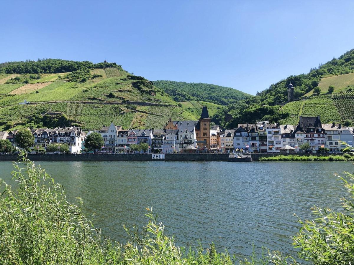 Ferienhaus Am Moselradweg Zell Buitenkant foto