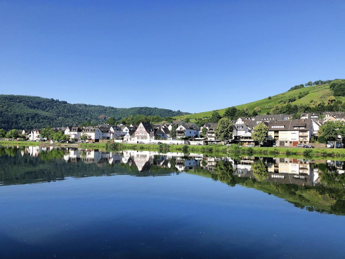 Ferienhaus Am Moselradweg Zell Buitenkant foto